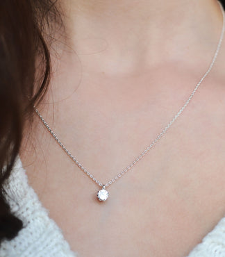 Mercury rhinestone pendant necklace